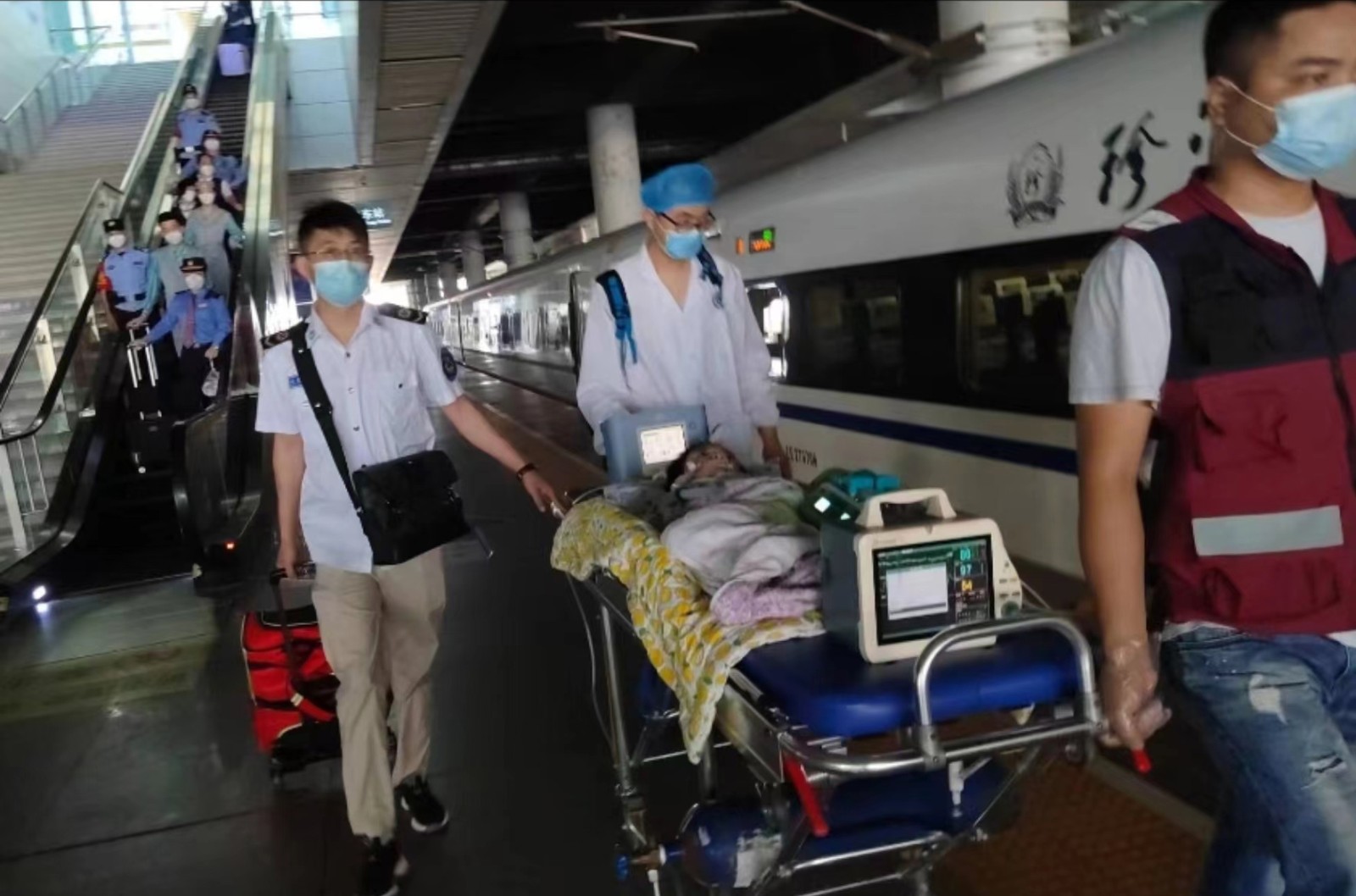 大同高铁转运公司